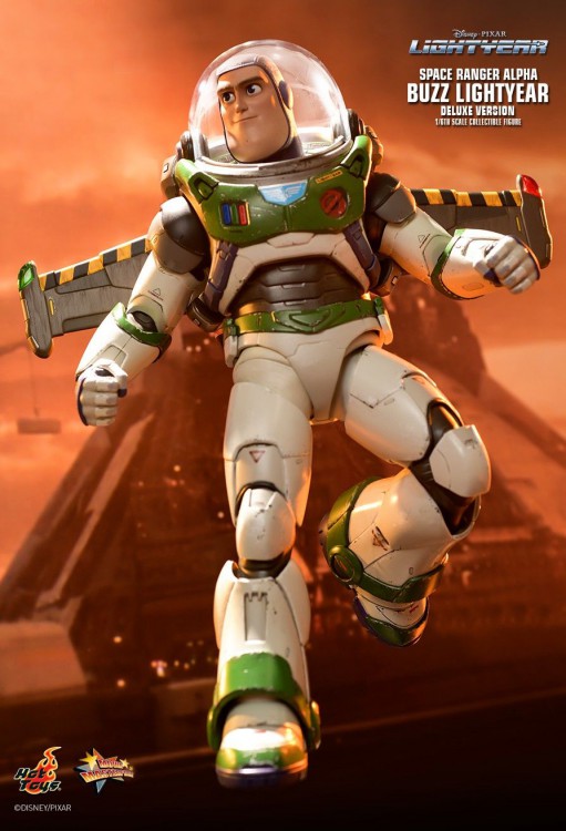 Hot toys Space Ranger Buzz Lightyear Deluxe