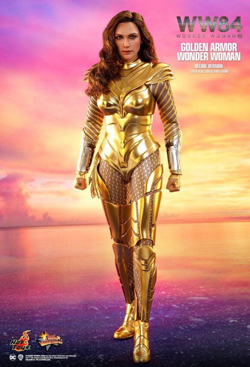 Hot Toys Golden Armor Wonder Woman Deluxe