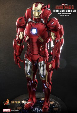 Hot toys Iron Man Mark VII (Open Armor Version) 