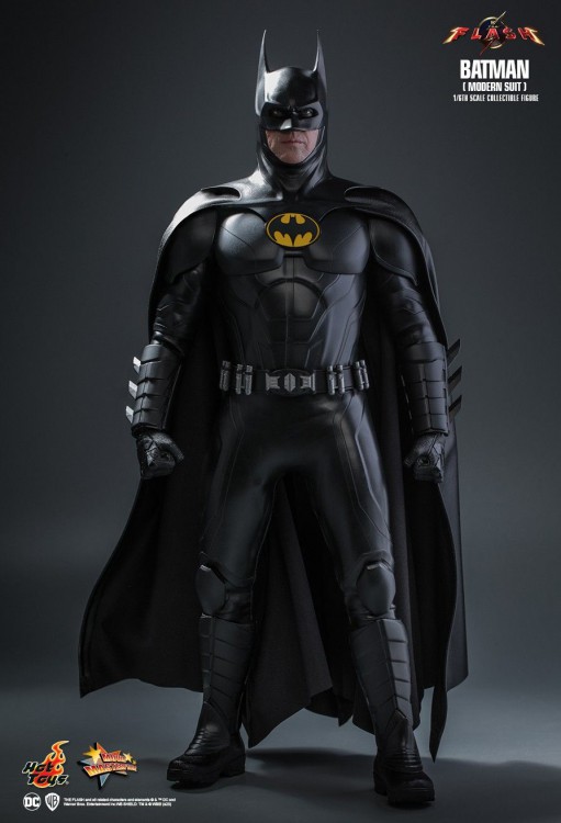 Hot Toys MMS712 Batman Modern Suit 2023